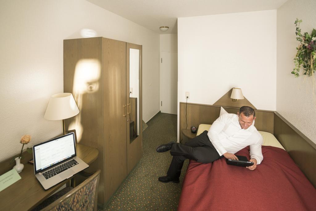 Das Fritz Hotel Schwerin Schoene Lage Im Gruenen Mit Regionaler Kueche Kostenfreien Parkplaetzen Und E Ladestation 部屋 写真